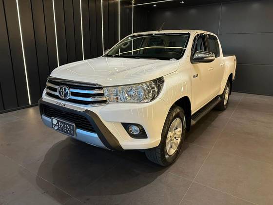 TOYOTA HILUX 2.8 SRV 4X4 CD 16V DIESEL 4P AUTOMÁTICO TOYOTA HILUX 2.8 SRV 4X4 CD 16V DIESEL 4P AUTOMÁTICO